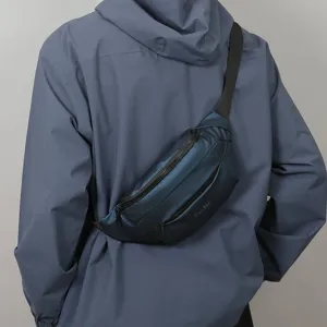 Heren waterdichte borsttas casual heuptas stijlvolle outdoor sport schoudertas rugaanzicht model