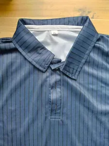 Chemise polo homme à manches longues rayées avec revers et boutons, haut élastique décontracté.