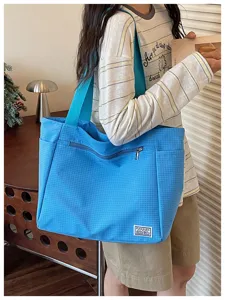 Sac cabas bleu à carreau avec poche zippée, sac porté épaule décontracté pour femme.