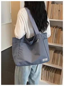 Sac cabas à carreaux bleu pour femme, grand sac à épaule décontracté avec poche zippée.