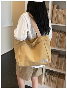 Sac cabas en toile avec texture quadrillée, sac porté épaule décontracté avec poche zippée.