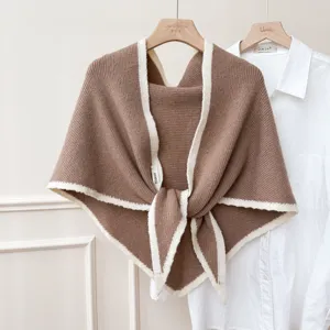 Châle Triangle en Mélange de Laine Chaud d'Hiver pour Femmes Bord Contrasté Cache-col en Tricot Pashmina Écharpe Femme