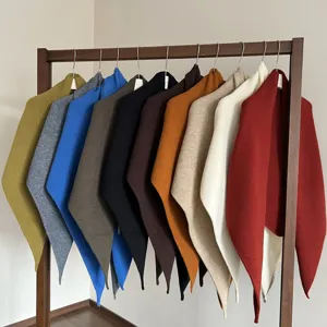 Foulard Triangle en Tricot de Couleur Unie pour Femmes Grand Châle Chaud Cache-Col Accessoire Mode Automne Hiver