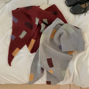 Écharpe triangulaire en tricot color block confortable femme mode hiver châle chaud