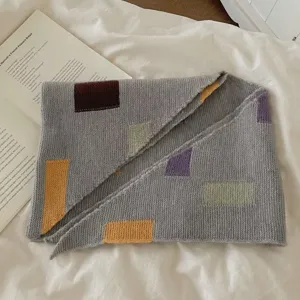 Écharpe triangulaire tricotée en bloc de couleur de designer automne hiver châle chaud femme