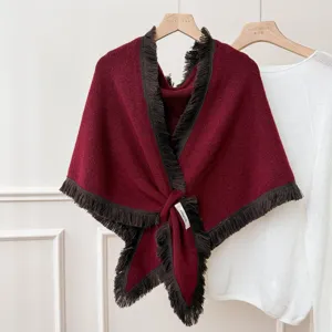 Châle frange tricot rétro écharpe triangle femme, élégant cape croisée bolero bordeaux.