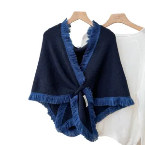 Châle cape à franges en tricot bleu rétro, écharpe croisée élégante vêtements d'hiver.
