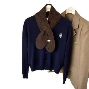 Écharpe courte en tricot style coréen pour femme, col chaud croisé automne hiver.