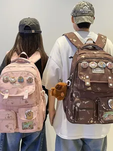 Zaino Casual Carino Stampa Capibara Grande Capacità Borsa da Scuola Con Ciondolo Distintivi Per Studenti Ragazze Adolescenti Moda Borsa