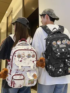 Zaino carino con cappibara dei cartoni animati per studenti, grande capacità e stile trendy.