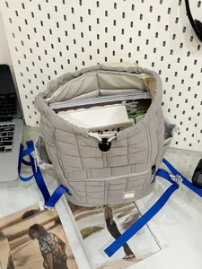 Petit sac à dos matelassé pour femme automne hiver casual avec cordon de serrage