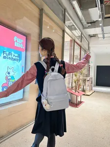 Japanese style large capacity school backpack for girls, simple casual daypack for students.