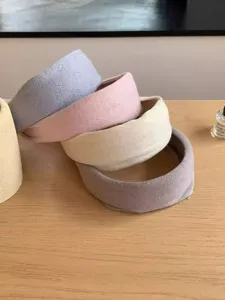 Weiches gestreiftes breites Stirnband für Damen Winter süßes Herzmuster Haarreif gemütlich