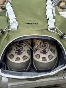 Lightweight hiking backpack with independent shoe compartment green waterproof daypack