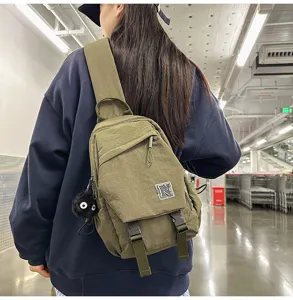 Unisex casual nylon sling chest bag, perfect for daily outdoor sports and commuting.