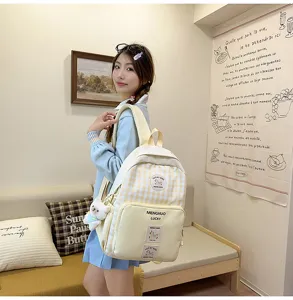 Japanese style cute plaid backpack for students, large capacity casual daily school book bag.