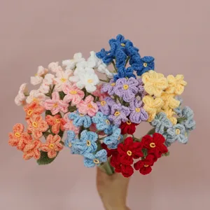 Bouquet di fiori non ti scordar di me all'uncinetto colorato regalo lavorato a maglia