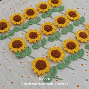 Handmade Knitted Sunflower Brooch Yarn Crocheted Flower Pin Hanging Ornament Fashion Accessories For Women Daily Wear