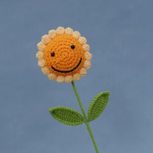 Handgemachter gehäkelter Smiley Sonnenblumen Blumenstrauß, süßes gestricktes Geschenk.