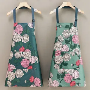 Grembiule da cucina impermeabile con stampa di rose, cinturino regolabile e tasca anteriore.
