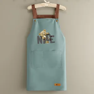 Grembiule da cucina impermeabile con stampa di orsetto, doppie tasche e bretelle regolabili.