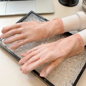 Korean style women summer thin breathable mesh lace sunscreen gloves, short five-finger pink design.