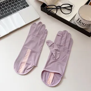 Summer ice silk sun protection gloves for women, outdoor driving UV protection fingerless design.