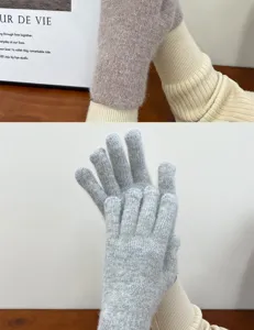Women winter knitted five-finger gloves cozy fluffy rabbit hair solid color warm detail