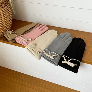 Women's Winter Thermal Velvet Touch Screen Gloves Bow Embroidery Thickened Warm Cold Proof Full Finger Gloves