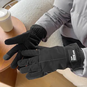 Vista detallada de guantes termicos de invierno para hombre tactiles con forro.