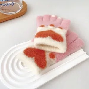 Cute kids knitted wool warm gloves with cat paw jacquard design, ideal for winter daily wear.