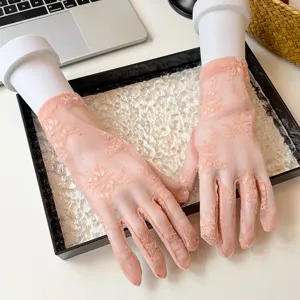 Korean high-end lace sunscreen gloves for women, summer thin breathable mesh floral short fashion
