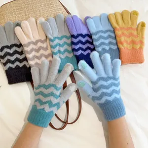 Women's Winter Warm Knit Touch Screen Gloves Stylish Wave Stripe Fleece Lined Thick Cold Proof Five Finger Gloves