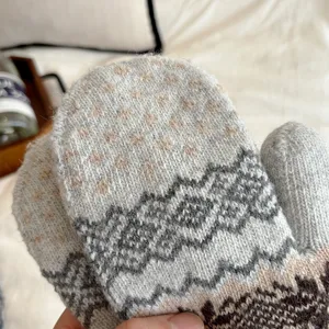Thickened winter knitted mittens with classic snowflake pattern warm couple gloves detail