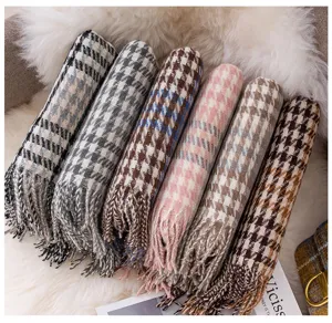 Women fashion houndstooth tassel scarf winter warm soft neckerchief elegant plaid shawl detail