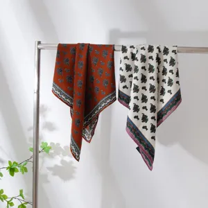 Women Fashion Paisley Print Square Scarf Elegant Wool Blend Commuting Neckerchief Versatile Warm Winter Shawl