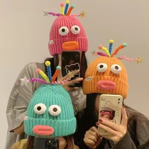 Süße lustige gestreifte Strickmütze Damen Herbst Winter Cartoon warme Paar Studenten