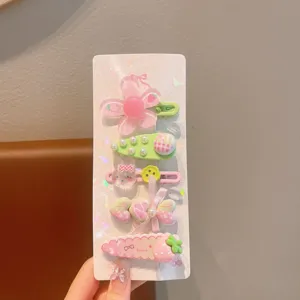 Set di fermagli per capelli per bambini in stile coreano con fiori e fragole dolci.