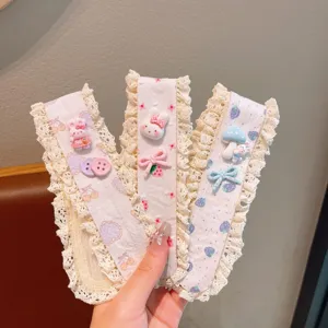 Sweet floral knit children bangs patch cute girl magic patch hair accessories detail view