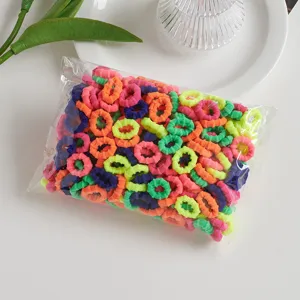 Bunte Haargummis fuer Kinder, elastische weiche Frottee Haarbänder im transparenten Beutel.