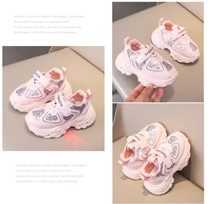 Kids pink glitter light-up sneakers breathable mesh casual running shoes for girls