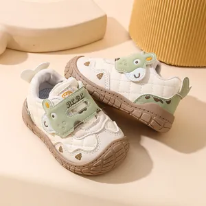 Chaussures de marche bébé semelle souple baskets mignonnes dessin animé chaussures