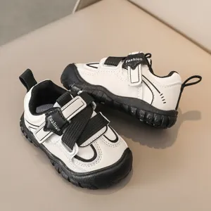Peuter stapschoenen zwart wit ademend casual comfortabele babyschoenen detail weergave