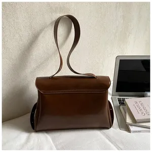 Élégant sac à main marron en cuir pour femme, sac porté épaule rétro et polyvalent.