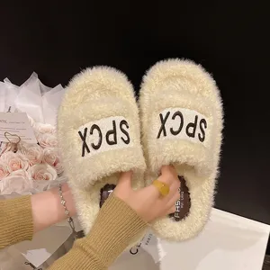 Pantofole soffici con plateau spesso donna inverno scarpe peluche design lettere calde