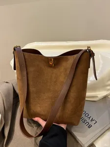 Womens Vintage Suede Bucket Bag Large Capacity Tote Shoulder Bag Retro PU Leather Crossbody Bag Fashion Commuter Handbag