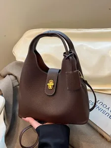 Women PU Leather Bucket Bag Vintage Casual Handbag Classic Crossbody Shoulder Bag With Metal Lock Top Handle Tote Bag