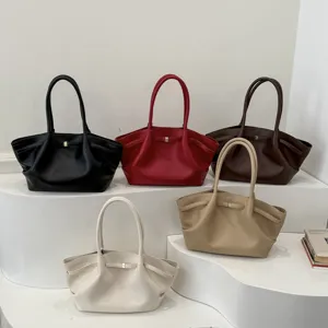 Élégant sac cabas fourre-tout en cuir pour femme, grande capacité sac à épaule tendance.