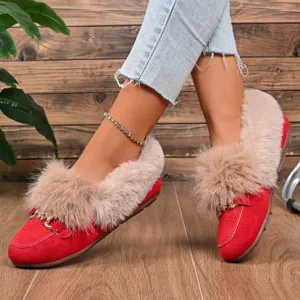 Chaussures plates d'hiver fourrées rouges pour femmes avec doublure chaude et boucle métal