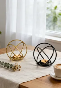 Geometrischer Metall Teelichthalter Detailansicht, moderner nordischer Eisenkerzenständer.